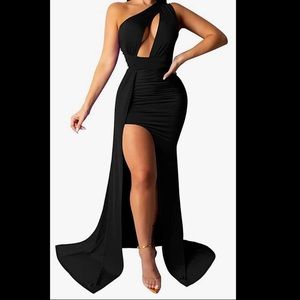 One Shoulder High Split Cutout